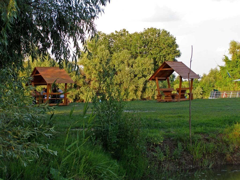 Holiday Park Dunay Kyslytsya Buitenkant foto