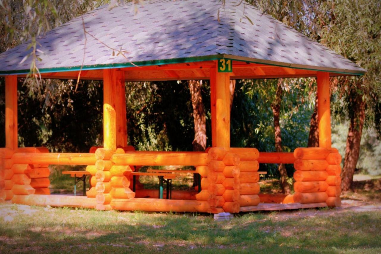 Holiday Park Dunay Kyslytsya Buitenkant foto