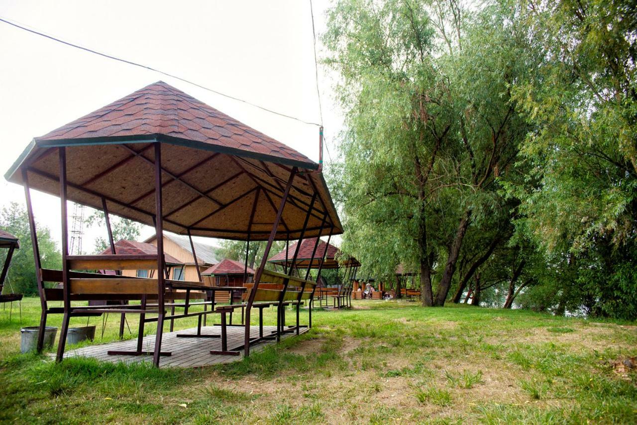 Holiday Park Dunay Kyslytsya Buitenkant foto